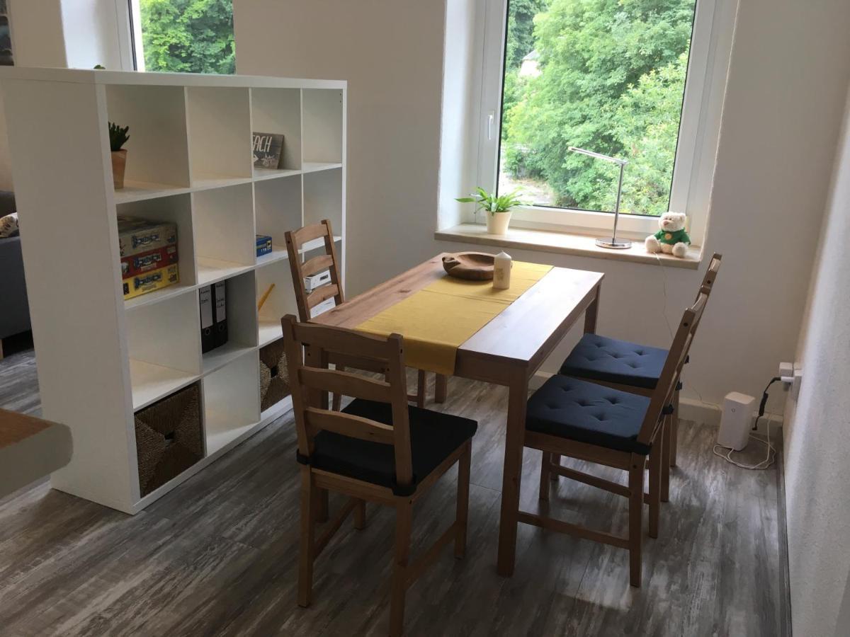 Apartment Der Graue Salon